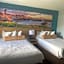 Days Inn by Wyndham Queensbury/Lake George