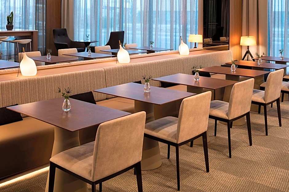 AC Hotel by Marriott Bloomington Mall of America