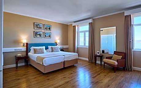 Twin Room with Sea View
