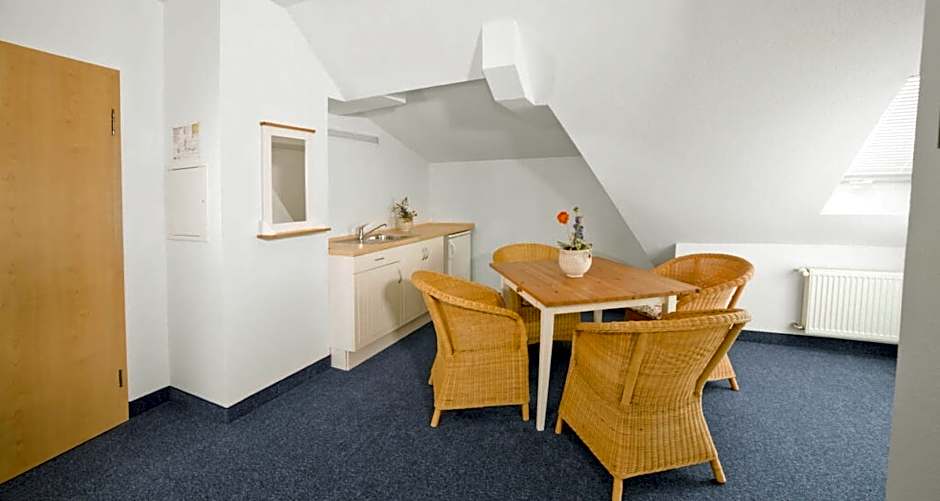 Fairway Hotel