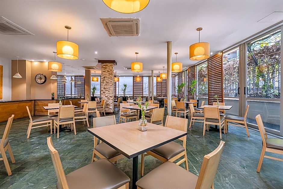 Novelty Suites Hotel