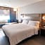 Holiday Inn Express Oakdale By IHG