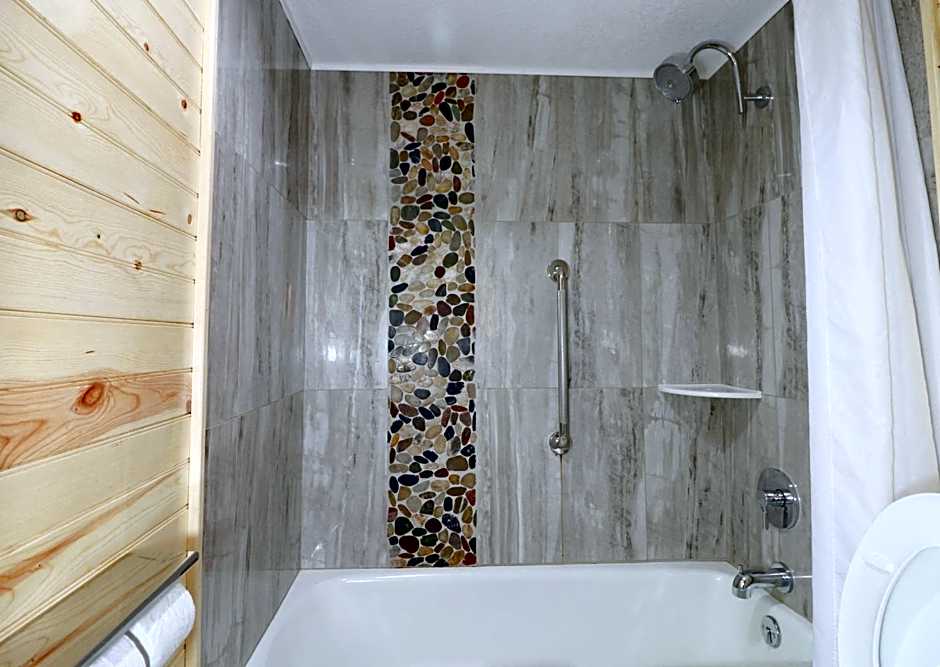 Baymont by Wyndham Gatlinburg On The River