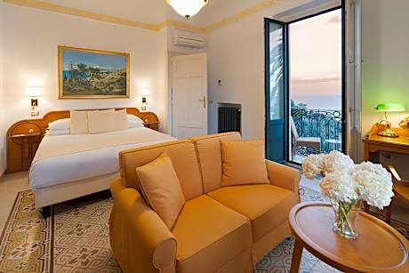 Superior Triple Room with Sea View