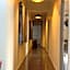Achcha hotel - itsaraphap MRT station - Wat Arun