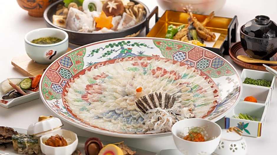 Photo 1 of 50 of Hotel Sumire ふぐ料理を愉しむ料理宿