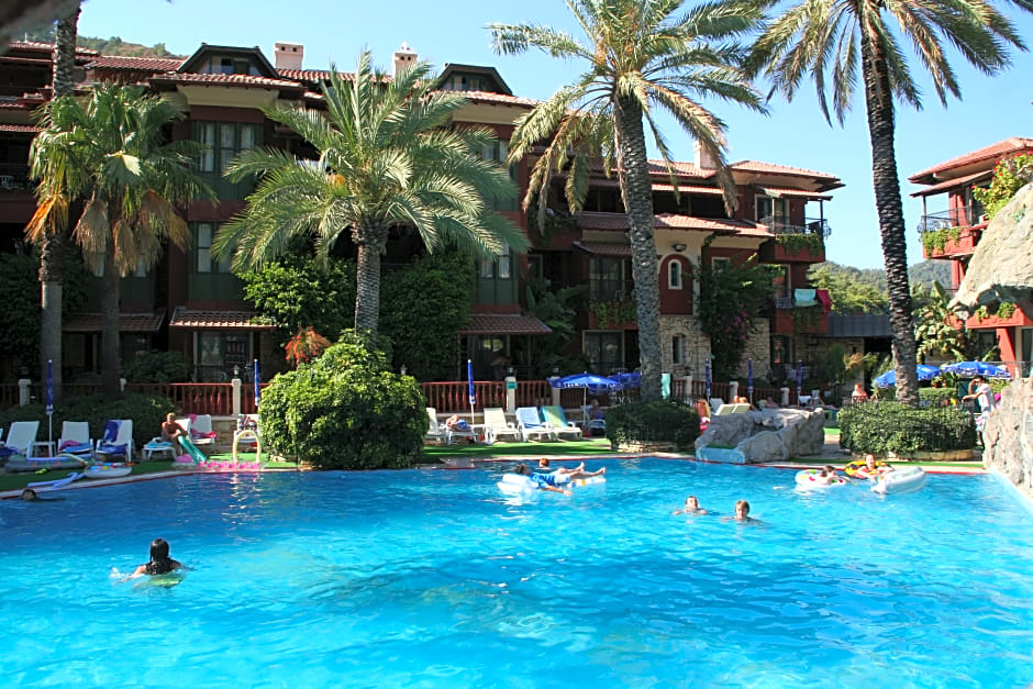 Grand Aquarium Apart