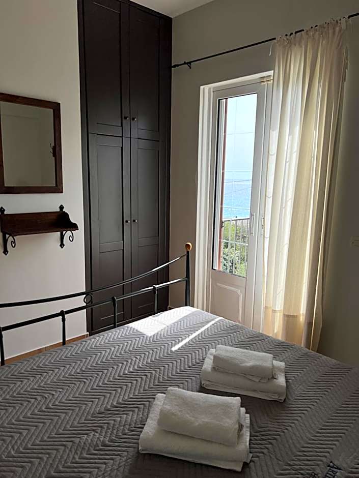 Atalanti Apartments