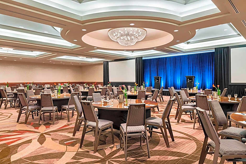 Sheraton Suites Calgary Eau Claire