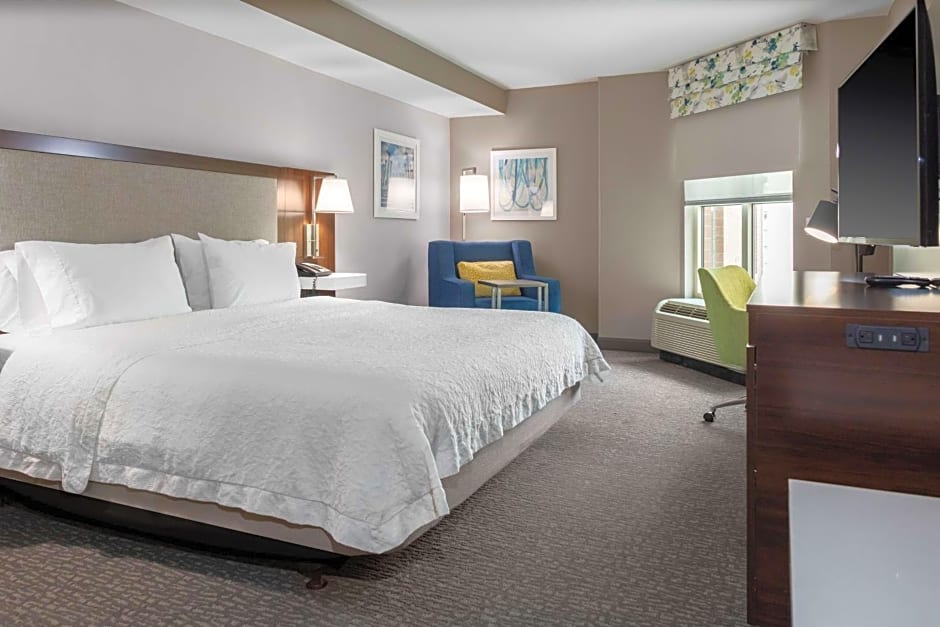 Hampton Inn By Hilton & Suites Arlington Crystal City DCA