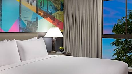 Queen Room - Disability Access