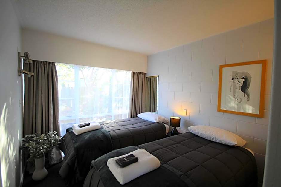 Beach Lodge Motels