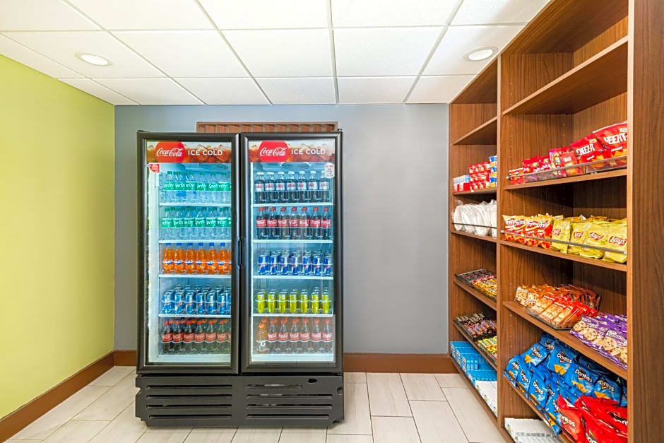 Holiday Inn Express & Suites Spring Hill By IHG