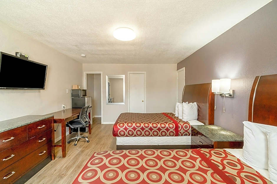Photo 1 of 5 of 2 Full Beds Non-Smoking