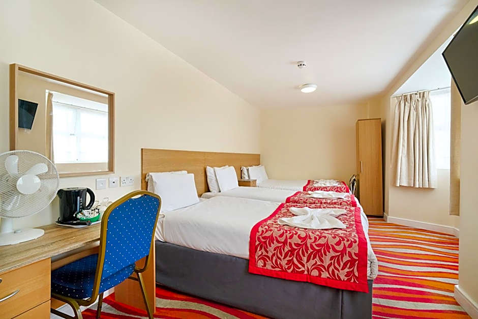 Cranbrook Hotel