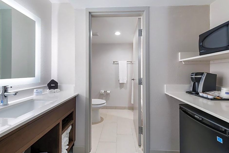Holiday Inn Express Naperville By IHG