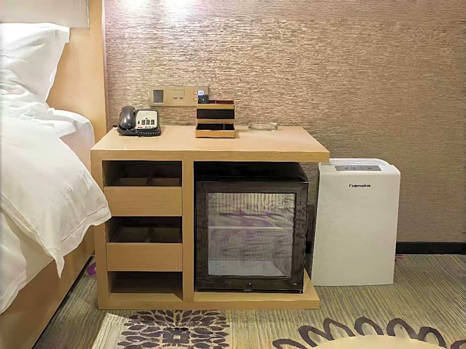 Lavande Hotel Heyuan Avenue Asia's first fountain