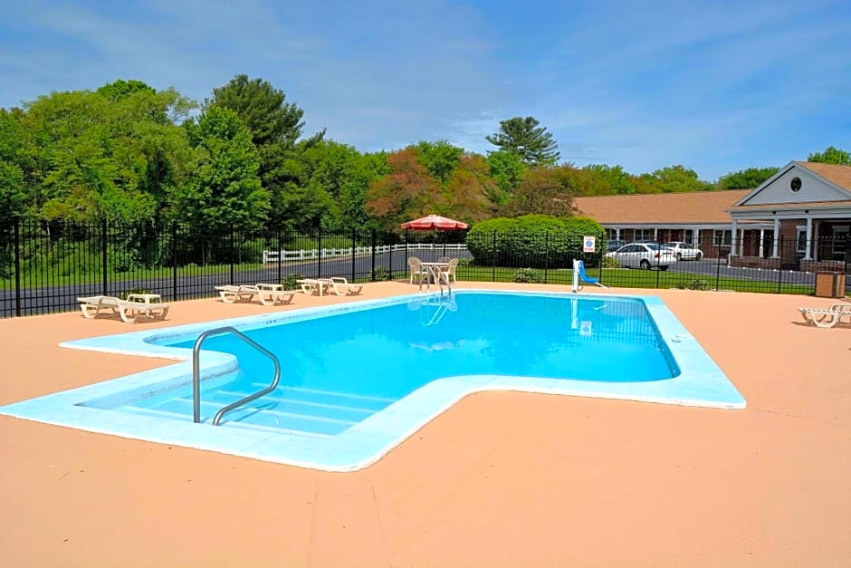 Quality Inn Raynham - Taunton