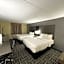 La Quinta Inn & Suites by Wyndham Indianapolis Airport Lynhurst