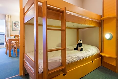 Apartment Capacity 6