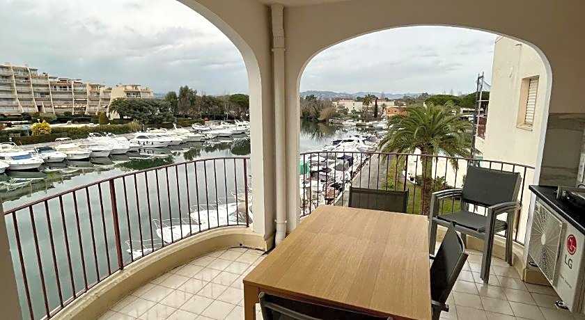 Studio moderne - Port de Mandelieu - Proche Mer