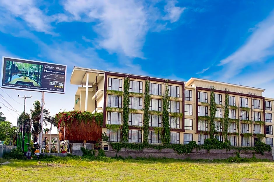 Swiss-Belhotel Rainforest