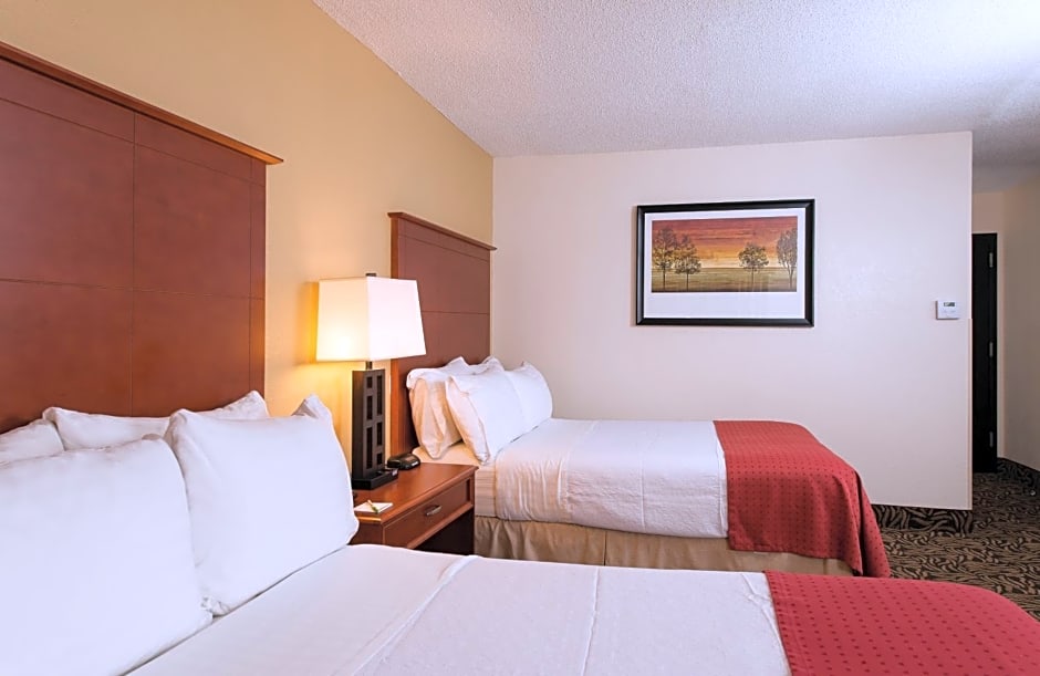 Holiday Inn Wilmington-Market Street, an IHG Hotel