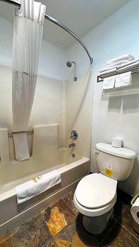 Days Inn by Wyndham North Platte