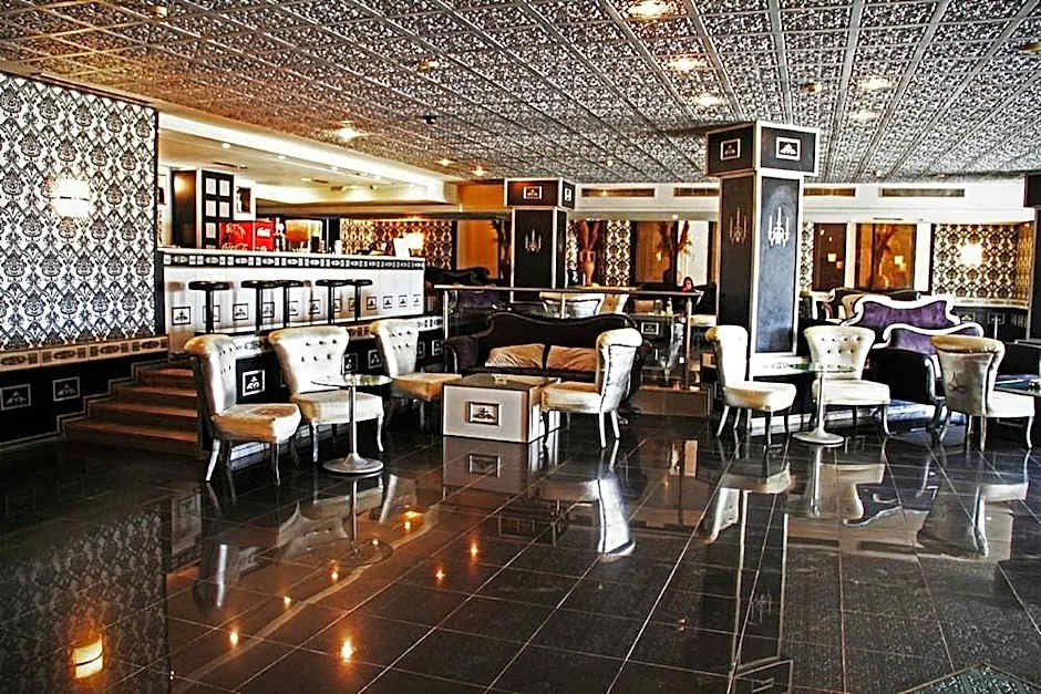Hotel Orient Palace