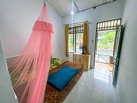 Umiyuki jungle tour only treking with us