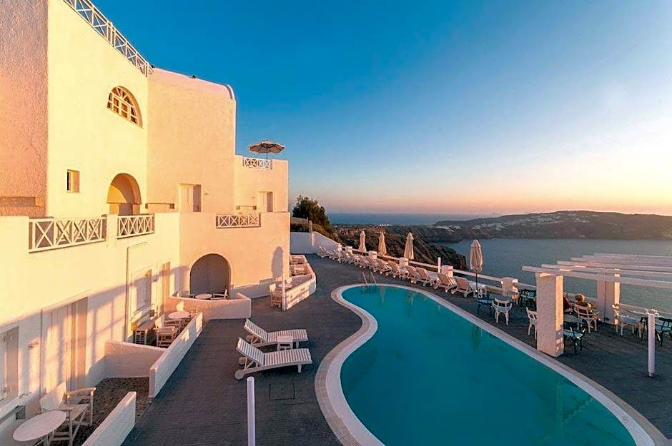 Artemis Suites Hotel