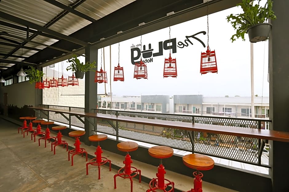 The Plug hotel @ i-Biz Avenue