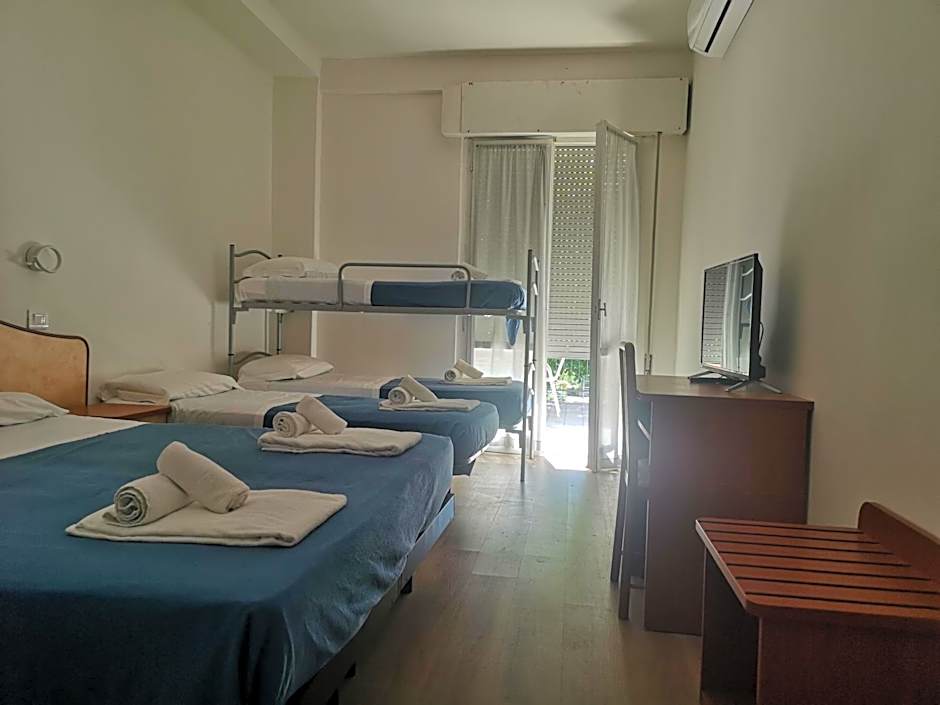 Hotel Holiday Sunshine Summer