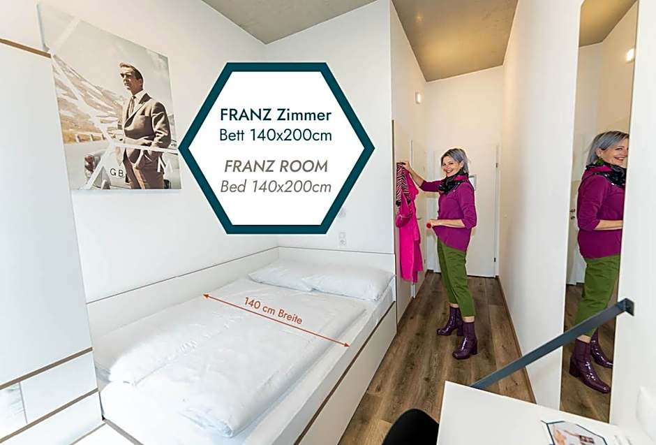Motel Schlafraum Weng-Dein smartes Hotel-contactless check-In