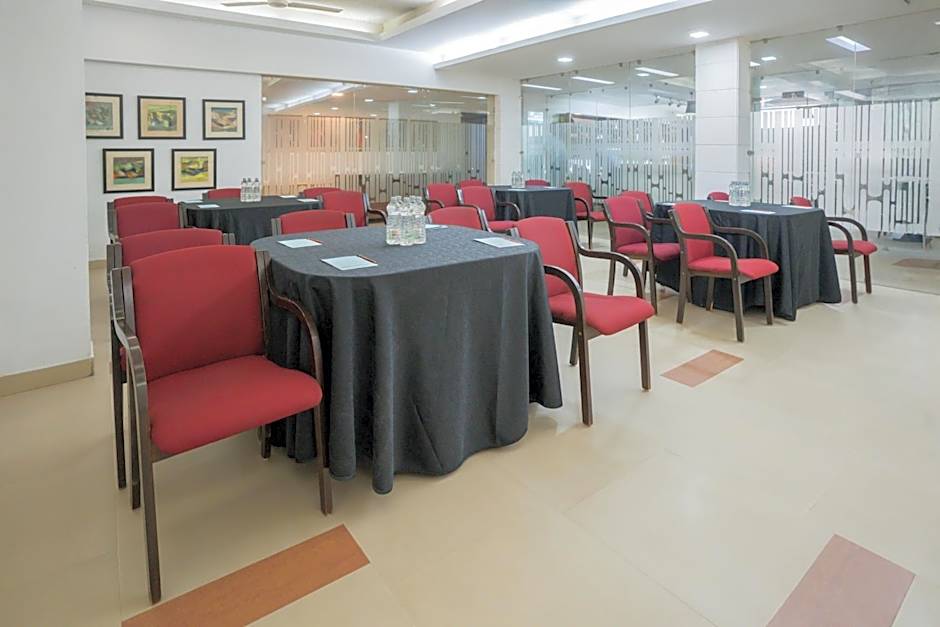 Ahuja Residency Parklane