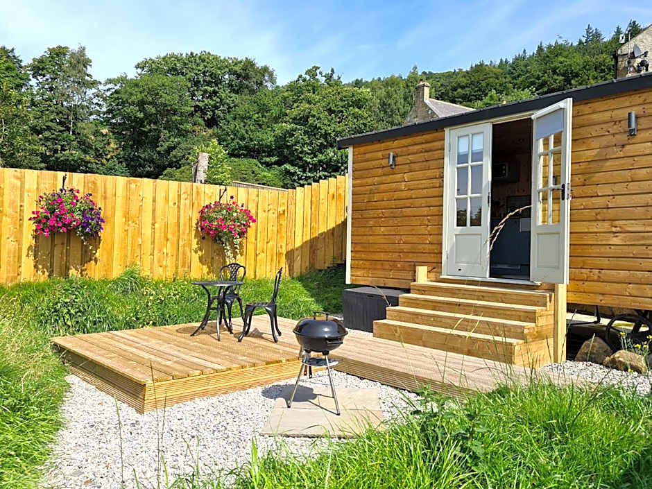 Peak District Shepherds Hut