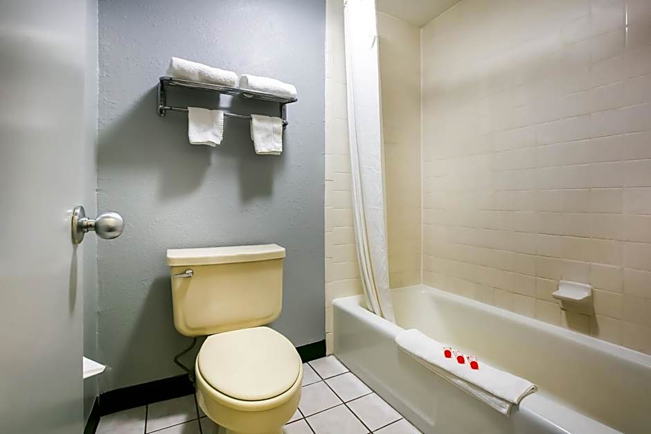 OYO Hotel Texarkana North Heights AR Hwy I-30