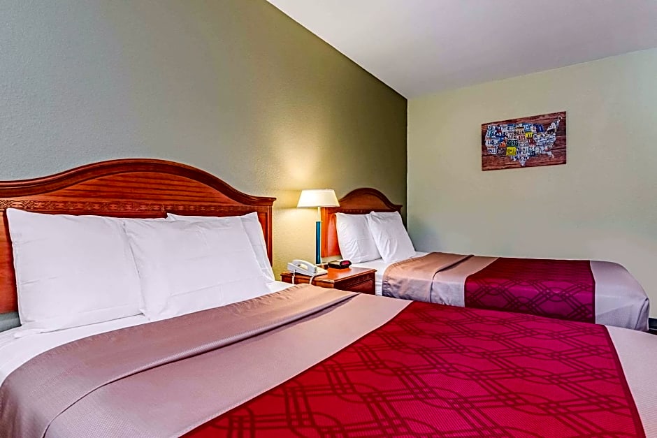 Econo Lodge Lexington Downtown near I-81