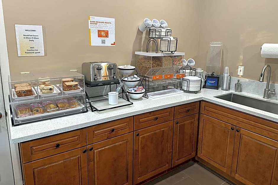 Comfort Inn Monterey Peninsula Airport