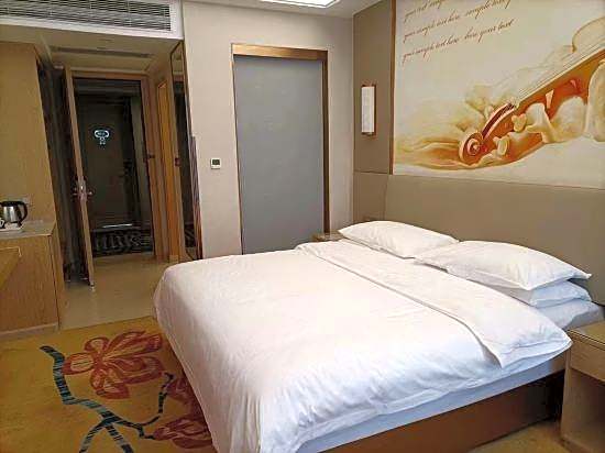 Vienna International Hotel (Xiangshan Bus East Station Store)
