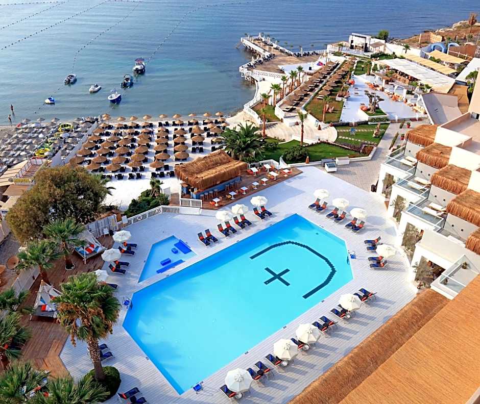 Design Plus Seya Beach Hotel