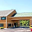 Econo Lodge Inn & Suites