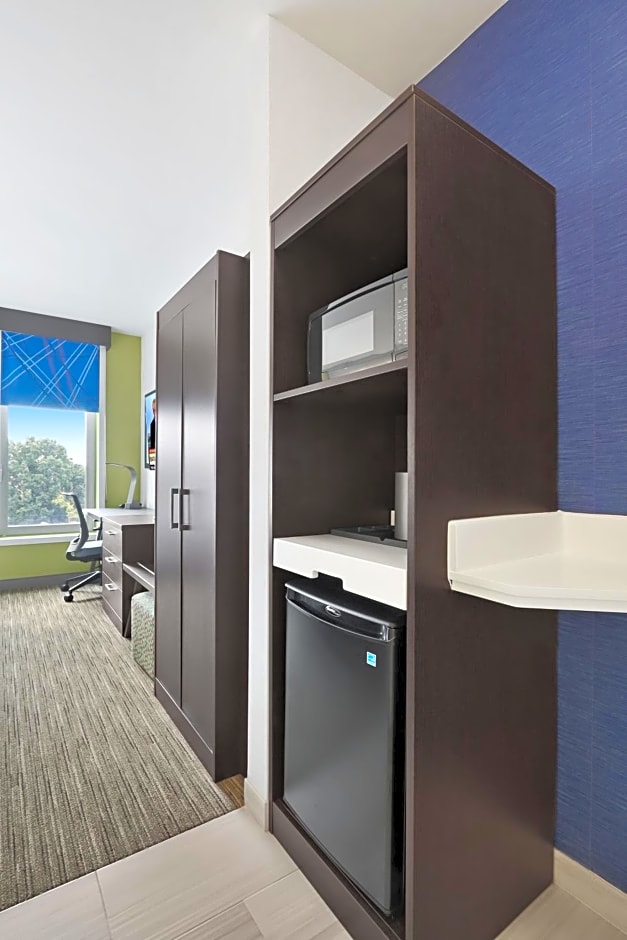 Hotel 1200