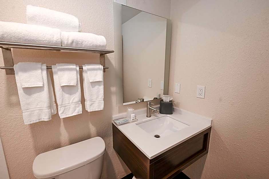 Holiday Inn Cleveland-Mayfield Hotel By IHG