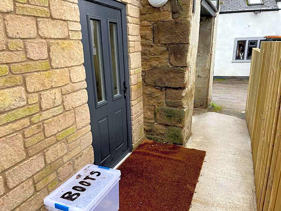 The Moon Inn at Stoney Middleton