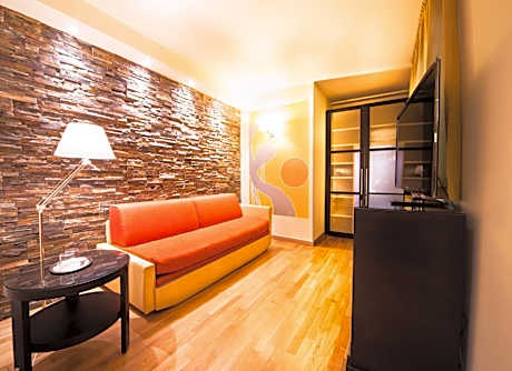 Queen Double Room with Spa Bath