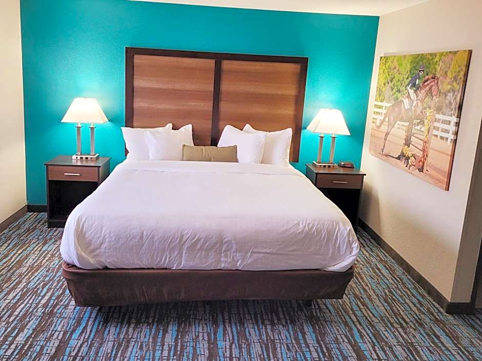 Clarion Pointe Harrodsburg-Danville