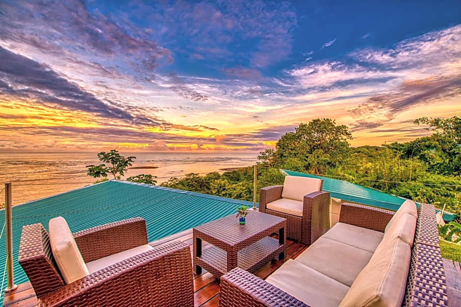 El Castillo - Adults only