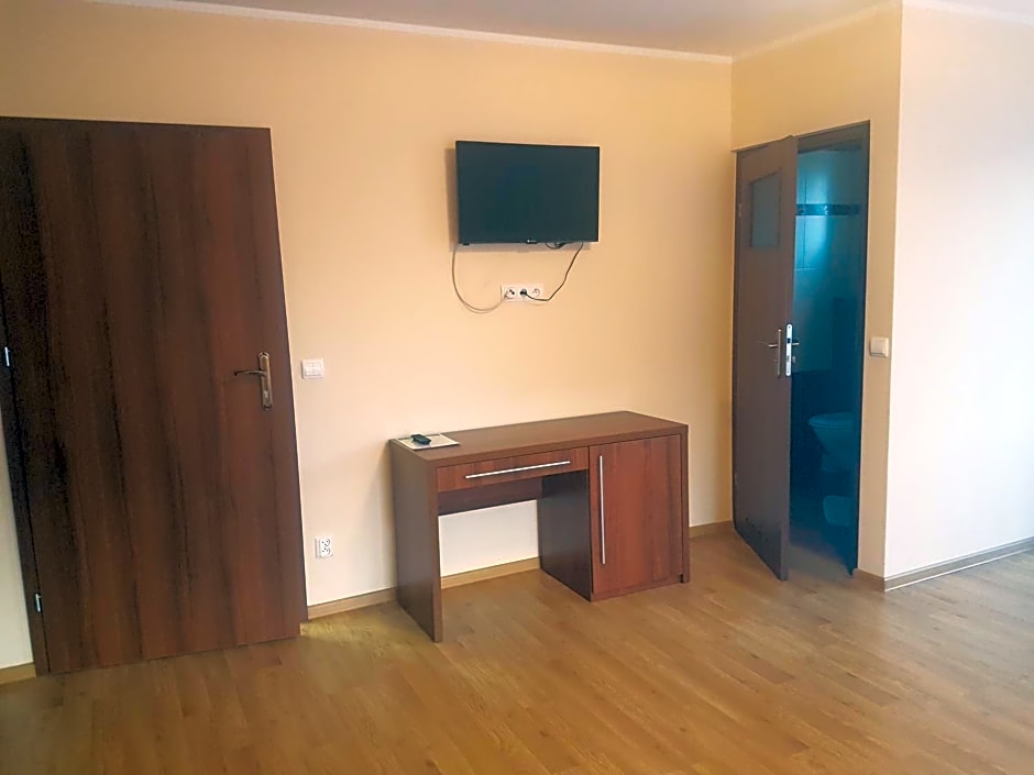U Andzi – Wisla, IN