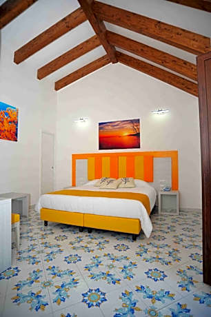 Triple Room - 1 Double Bed and 1 Single Bed